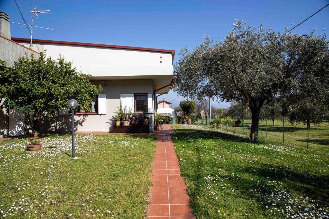 Casa Vacanze Oleandri Villa Ameglia Exterior foto